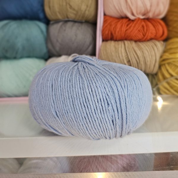 Ovillo lana merino y acrílico color Azul día Eureka - Casasol