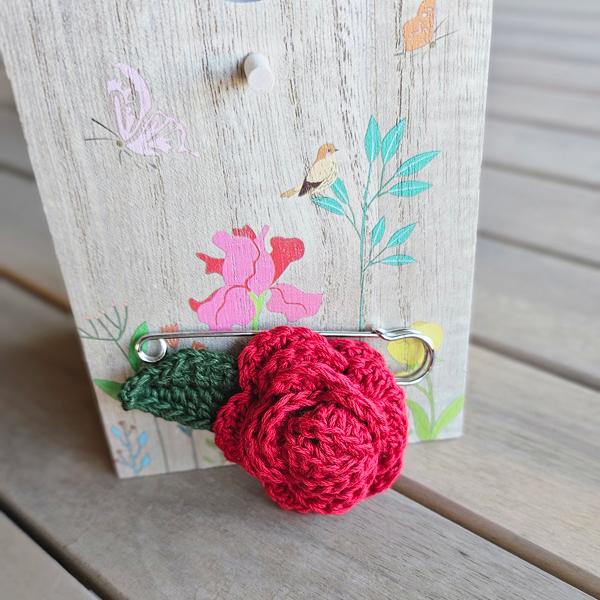 Taller de Sant Jordi "Pin Rosa"
